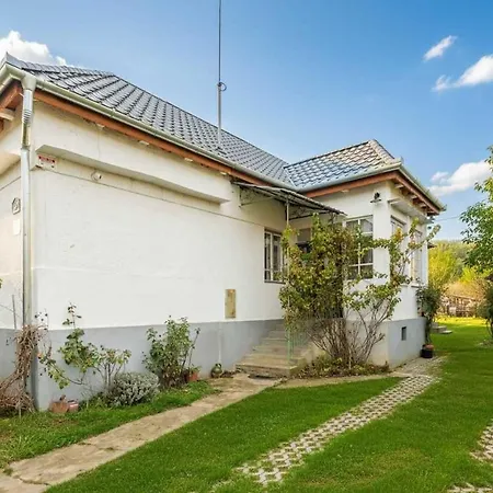 Yurt And A House With Garden - Special Experience Semesterbostad