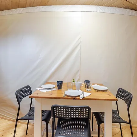 Yurt And A House With Garden - Special Experience Hébergement de vacances